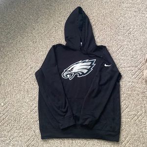 NIKE Men’s ThermaFit Eagles Sweatshirt - L